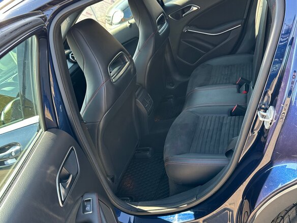 2017 Mercedes-Benz GLA 200 I (X156), синий, 2800000 рублей - вид 13