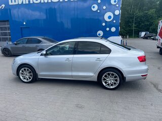 2013 Volkswagen Jetta VI, серый, 900000 рублей, вид 4