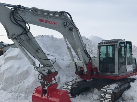 2008 Takeuchi TB1140, серебристый, 5500000 рублей, вид 1