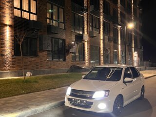 2017 Lada (ВАЗ) Granta Sport I, белый, 660000 рублей, вид 2