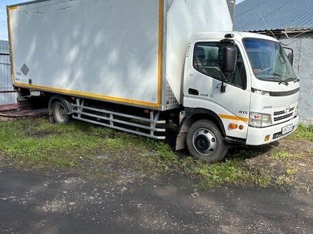 2011 Hino Series 300 (Dutro), белый, 1550000 рублей, вид 2