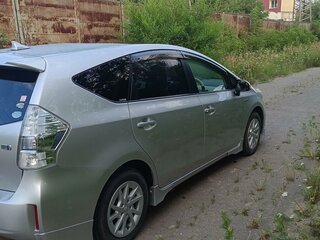 2011 Toyota Prius Alpha I (ZVW40/41), серебристый, 1380000 рублей, вид 4
