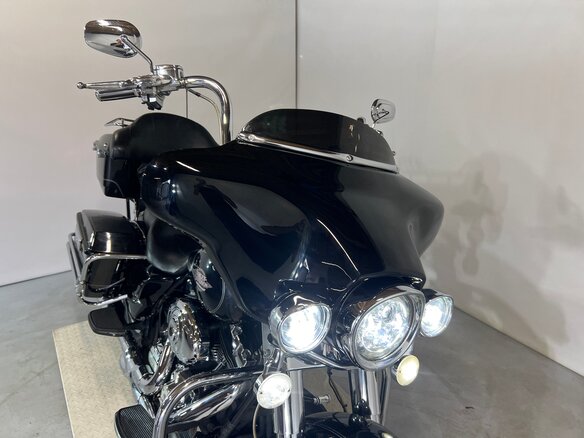 2012 Harley-Davidson Electra Glide, чёрный, 730000 рублей - вид 4