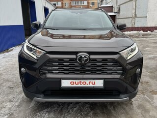 2021 Toyota RAV4 V (XA50), коричневый, 4700000 рублей, вид 1