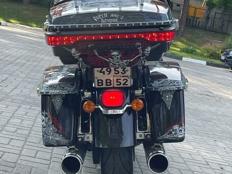 2019 Harley-Davidson Electra Glide, чёрный, 1900000 рублей, вид 2