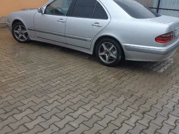 2001 Mercedes-Benz E-Класс 220 II (W210, S210) Рестайлинг, серебристый, 530000 рублей - вид 6