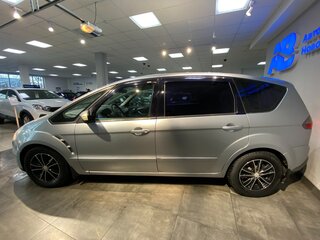 2008 Ford S-MAX I, серебристый, 885000 рублей, вид 4
