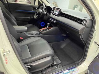 2022 Honda Vezel II, зелёный, 2090000 рублей, вид 4