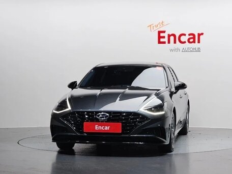 2023 Hyundai Sonata VIII (DN8), чёрный, 2195000 рублей, вид 2