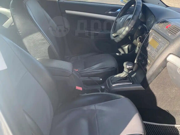 2008 Skoda Octavia II (A5), серебристый, 960000 рублей - вид 6