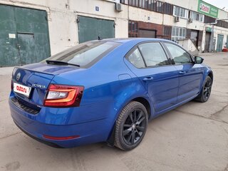 2017 Skoda Octavia III (A7) Рестайлинг, синий, 2550000 рублей, вид 4