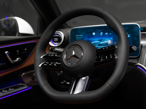 2026 Mercedes-Benz GLC Coupe 300 II (C254), белый, 9800000 рублей - вид 24