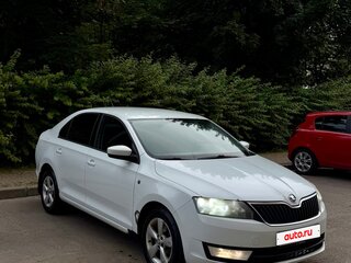 2015 Skoda Rapid Green Tec I, белый, 699000 рублей, вид 3