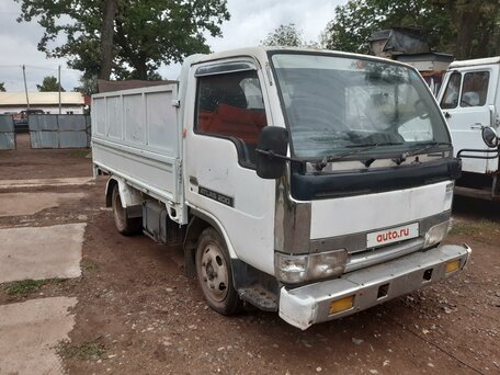 1992 Nissan Atlas, белый, 800000 рублей, вид 4