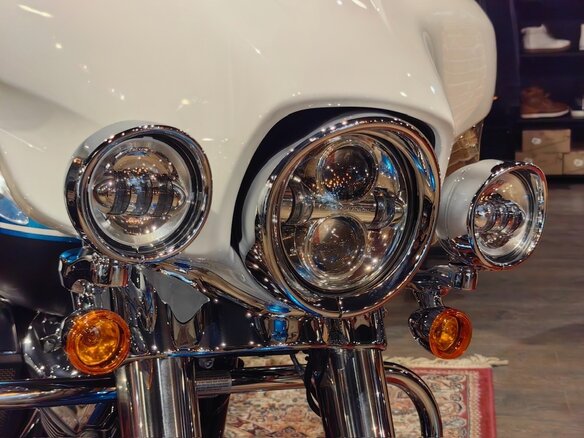2018 Harley-Davidson Electra Glide, синий, 2100000 рублей - вид 3
