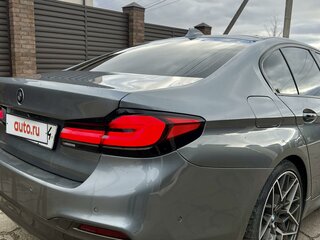 2017 BMW 5 серии 520d xDrive VII (G30/G31/G38), серый, 3700000 рублей, вид 5