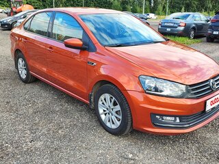2017 Volkswagen Polo V Рестайлинг, оранжевый, 1250000 рублей, вид 3