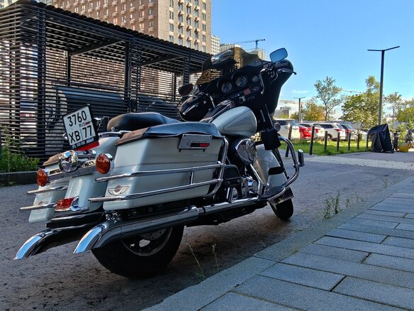 2003 Harley-Davidson Electra Glide, белый, 550000 рублей - вид 4