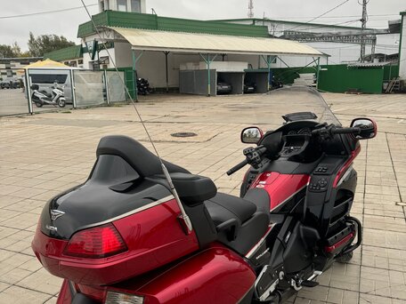 2015 Honda GL 1800 Gold Wing, красный, 2400000 рублей, вид 5