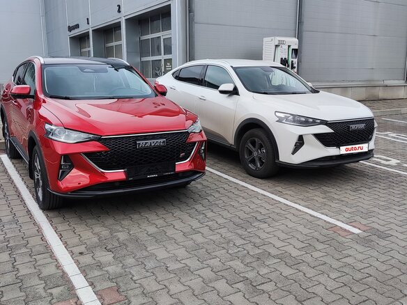 2023 Haval F7x I Рестайлинг, красный, 2835000 рублей
