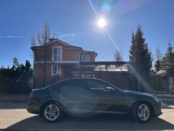 2018 Audi A4 V (B9), зелёный, 2800000 рублей