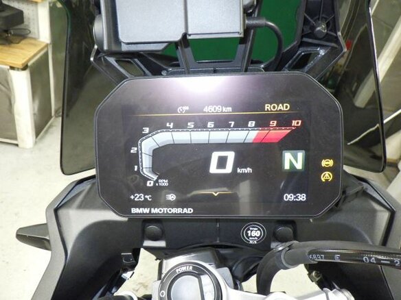 2024 BMW F 900 GS, белый, 1500000 рублей - вид 6