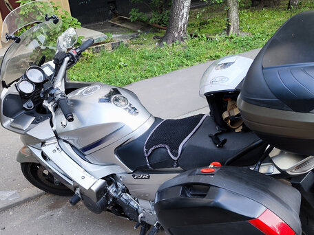 2008 Yamaha FJR1300, серебристый, 700000 рублей, вид 2
