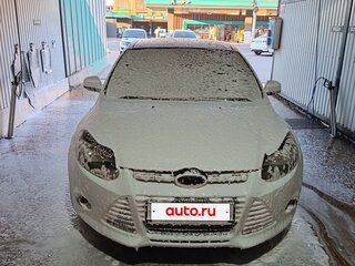 2011 Ford Focus III, белый, 670000 рублей, вид 3