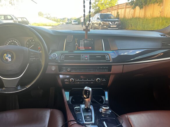 2013 BMW 5 серии 520i VI (F10/F11/F07) Рестайлинг, чёрный, 1850000 рублей - вид 7