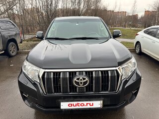 2019 Toyota Land Cruiser Prado 150 Series Рестайлинг 2, чёрный, 4390000 рублей, вид 2