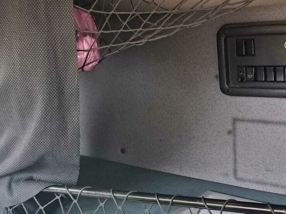 2000 Volvo FM, синий, 1100000 рублей - вид 4