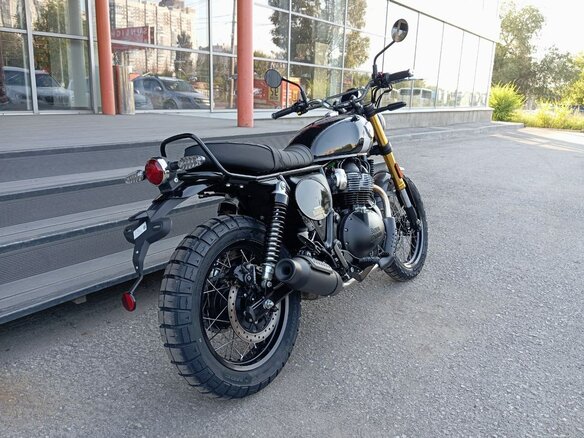 2025 Royal Enfield Bear 650, чёрный, 737000 рублей - вид 2