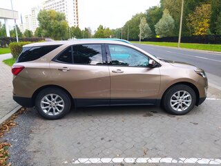 2019 Chevrolet Equinox III, золотистый, 1439137 рублей, вид 5