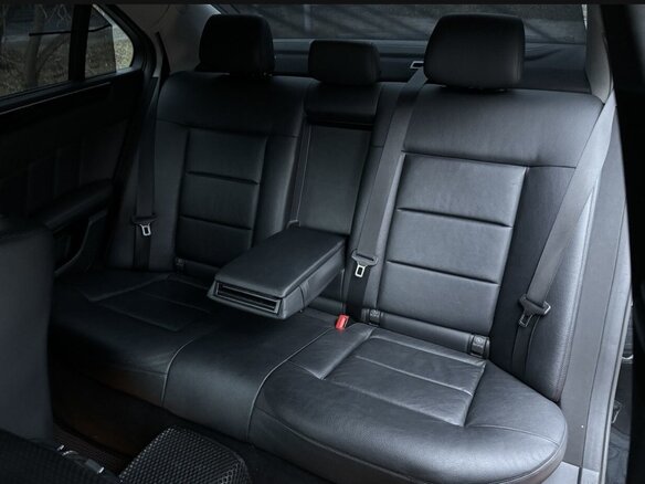 2009 Mercedes-Benz E-Класс 350 IV (W212, S212, C207), чёрный, 1310000 рублей - вид 12
