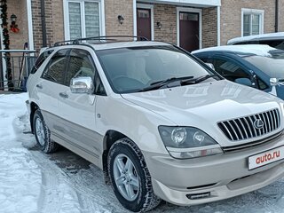 1998 Toyota Harrier I (XU10), бежевый, 920000 рублей, вид 3