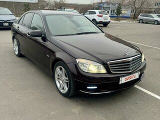 2011 Mercedes-Benz C-Класс 180 BlueEFFICIENCY III (W204), коричневый, 1350000 рублей, вид 3