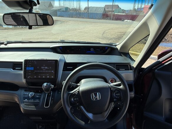 2017 Honda Freed+ II, красный, 1380000 рублей - вид 26
