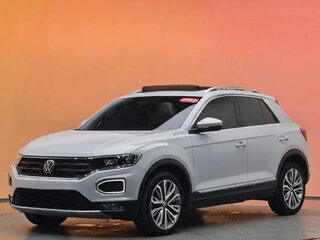 2021 Volkswagen T-Roc I, серебристый, 2190000 рублей, вид 1