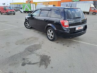 2011 Opel Astra H Рестайлинг, чёрный, 350000 рублей, вид 2