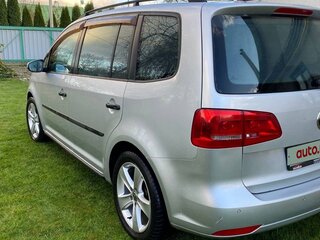 2014 Volkswagen Touran I Рестайлинг 2, серебристый, 1000000 рублей, вид 4