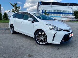 2015 Toyota Prius Alpha I (ZVW40/41) Рестайлинг, белый, 1400000 рублей, вид 2