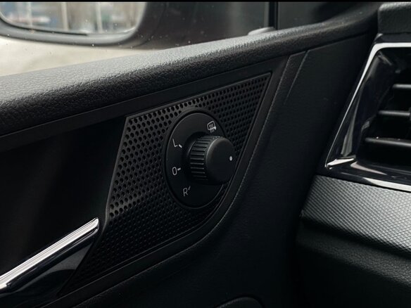 2021 Skoda Rapid II, красный, 1700000 рублей - вид 8
