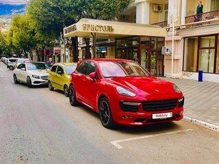 2015 Porsche Cayenne GTS II Рестайлинг (958), красный, 4500000 рублей, вид 2