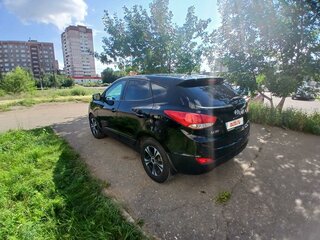 2014 Hyundai ix35 I Рестайлинг, чёрный, 1500000 рублей, вид 4