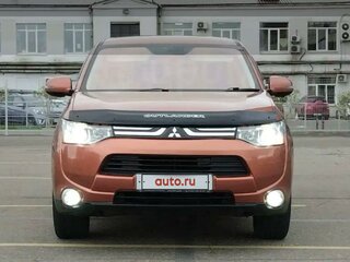 2012 Mitsubishi Outlander III, коричневый, 1700000 рублей, вид 3