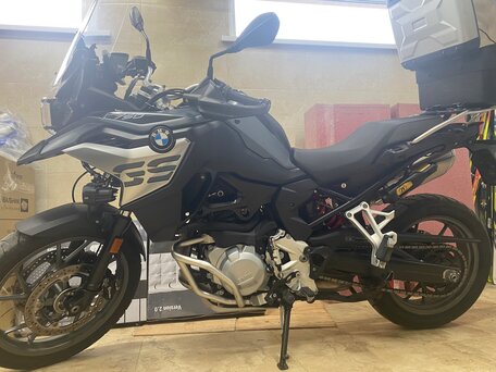 2019 BMW F 750 GS, серый, 1350000 рублей, вид 4