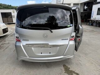 2015 Honda Freed I Рестайлинг 2, серебристый, 798000 рублей, вид 5
