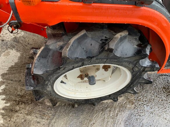 2005 Kubota Aste, красный, 550000 рублей - вид 16