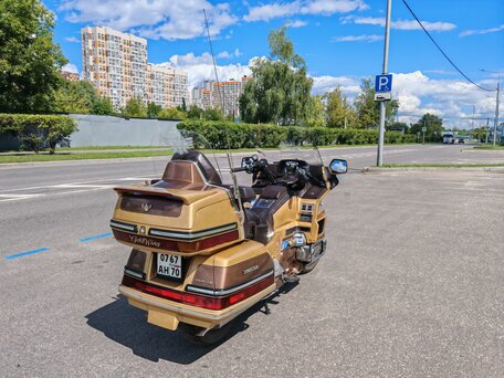 1995 Honda GL 1500 Gold Wing, золотистый, 600000 рублей, вид 2