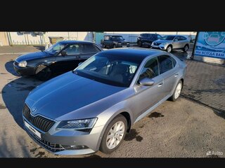 2016 Skoda Superb III, серый, 2200000 рублей, вид 4